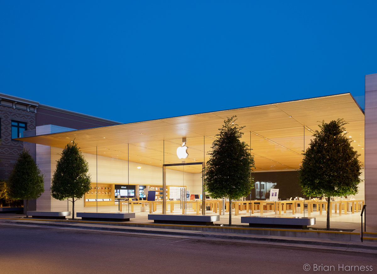 Apple, Southlake Town Square